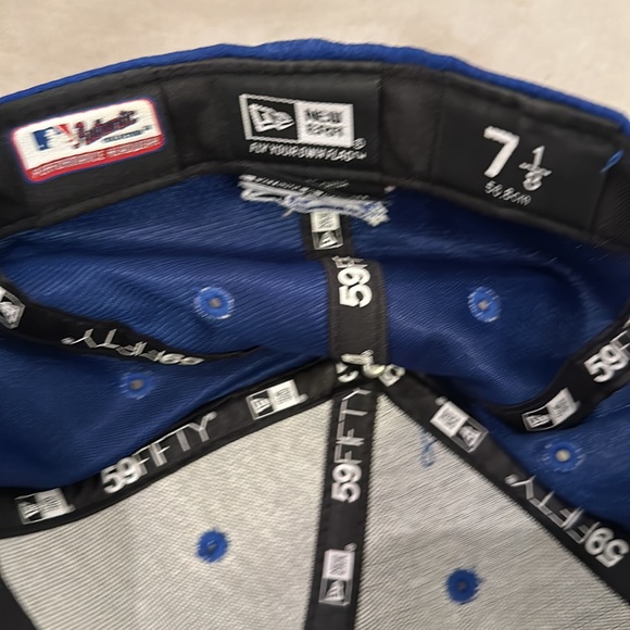 NWOT Blue Jays New Era Baseball Hat 7 1/8 - Picture 4 of 4